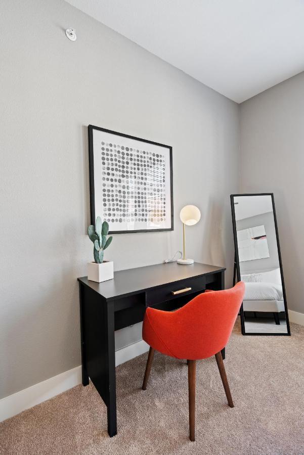 Kasa Frisco Dallas Luaran gambar